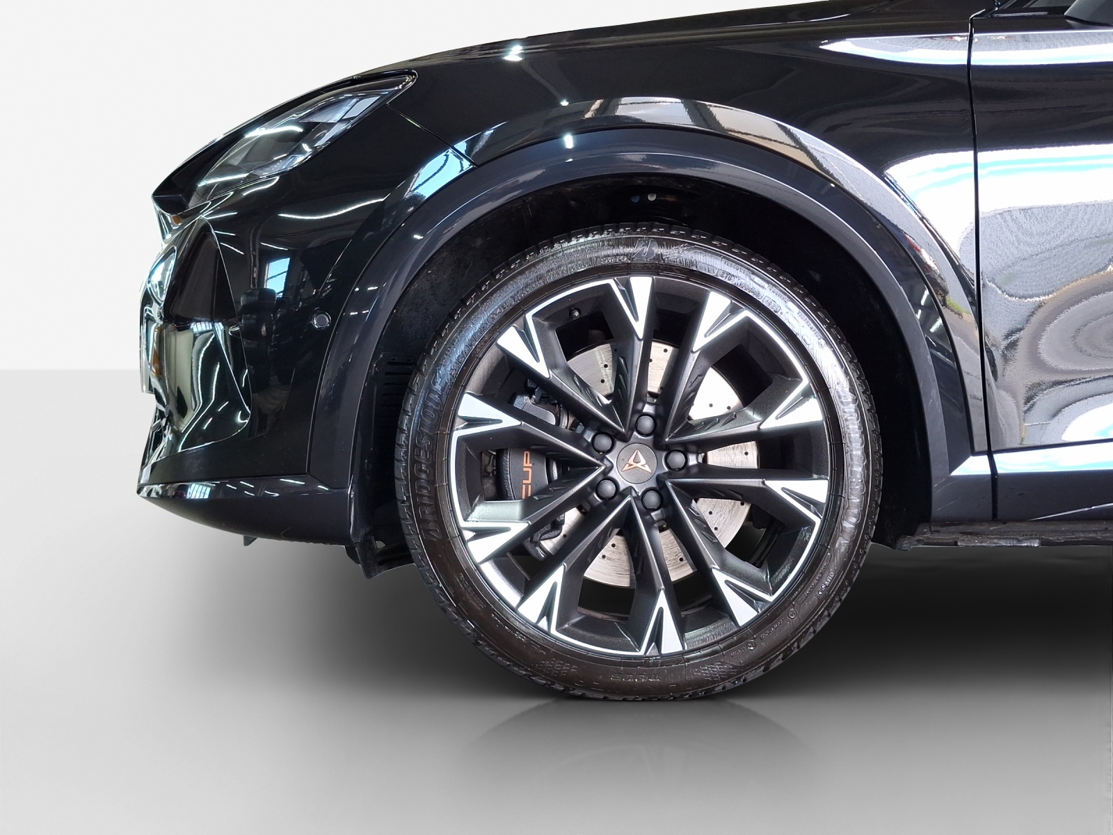 CUPRA Formentor 2.0TSI Black Symphony 4Drive DSG-image-14