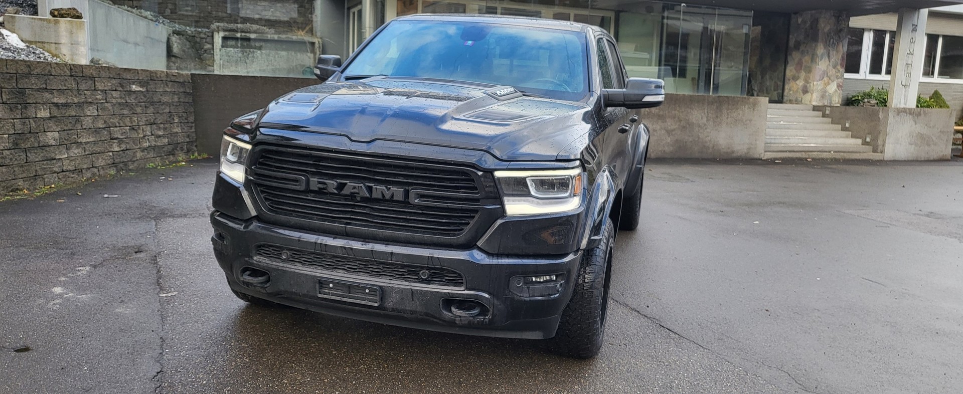 DODGE Ram 5.7 Hemi Crew Cab Larime Sport-image-0
