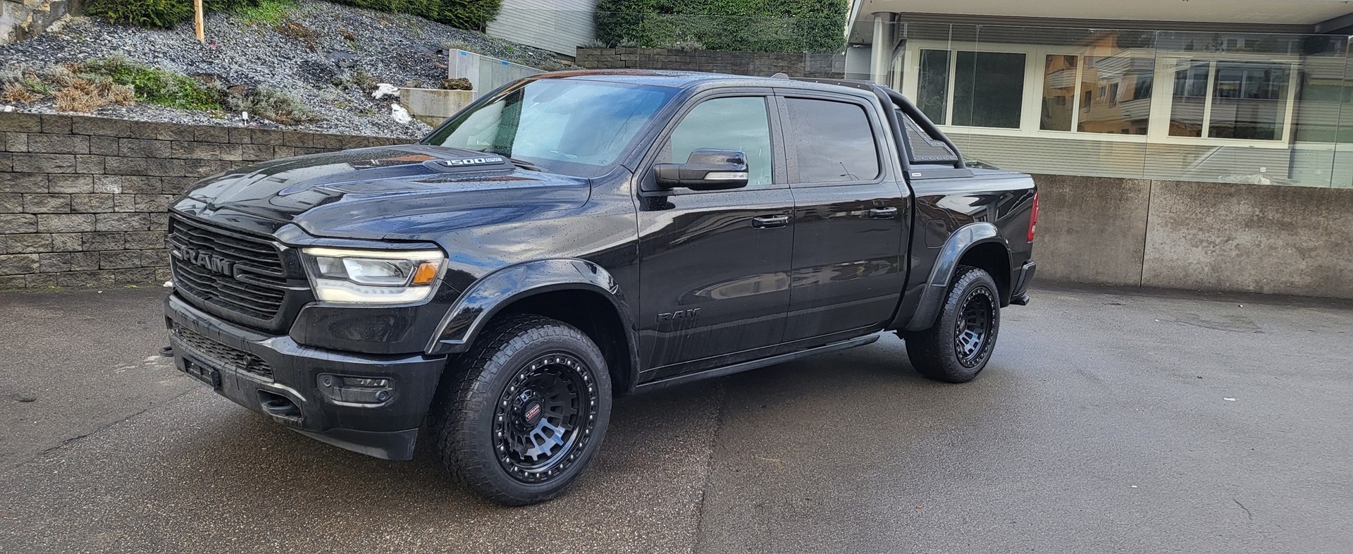 DODGE Ram 5.7 Hemi Crew Cab Larime Sport-image-1