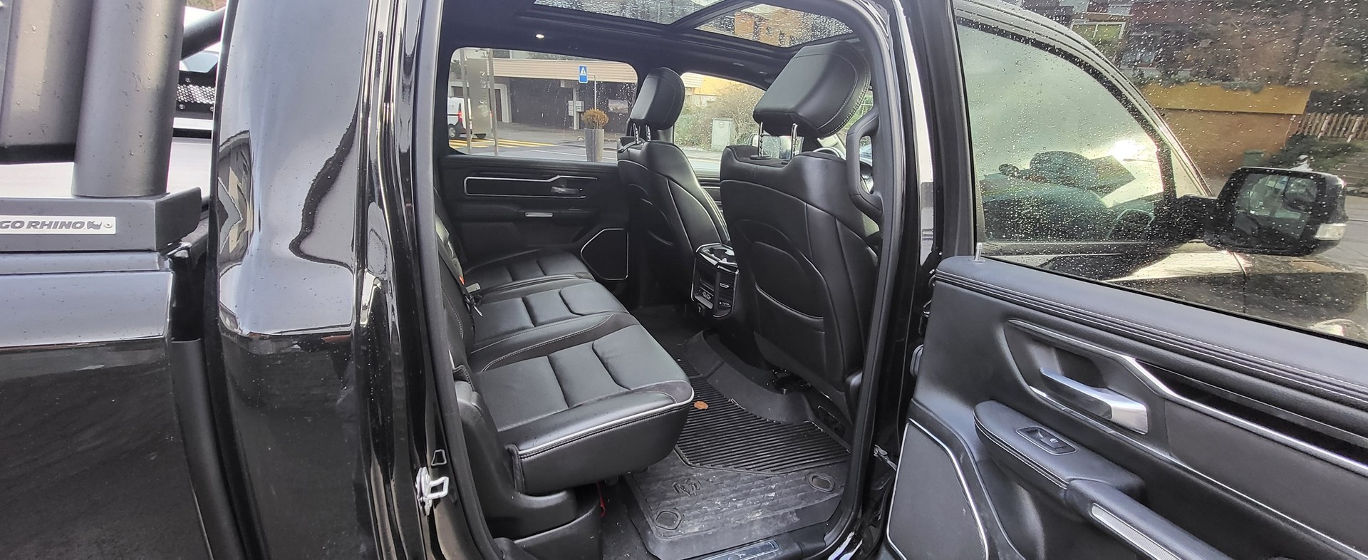 DODGE Ram 5.7 Hemi Crew Cab Larime Sport-image-7