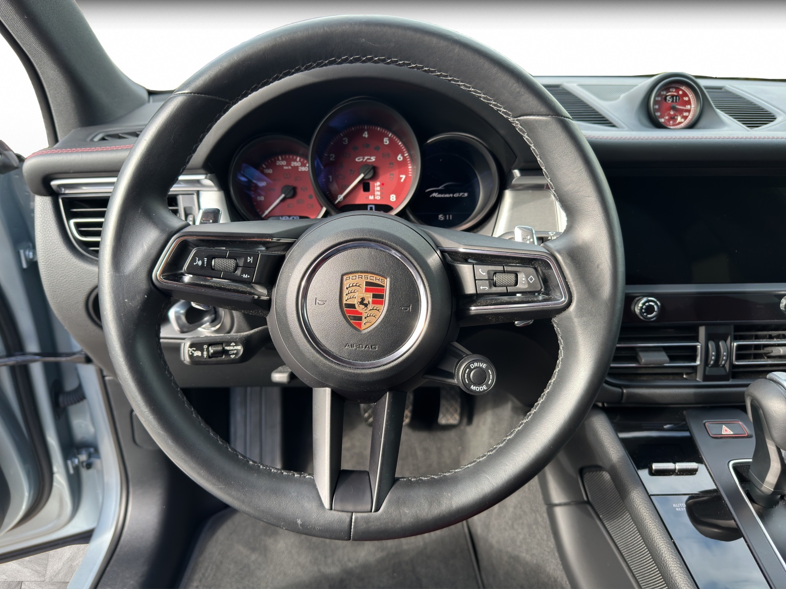PORSCHE Macan GTS PDK-image-9
