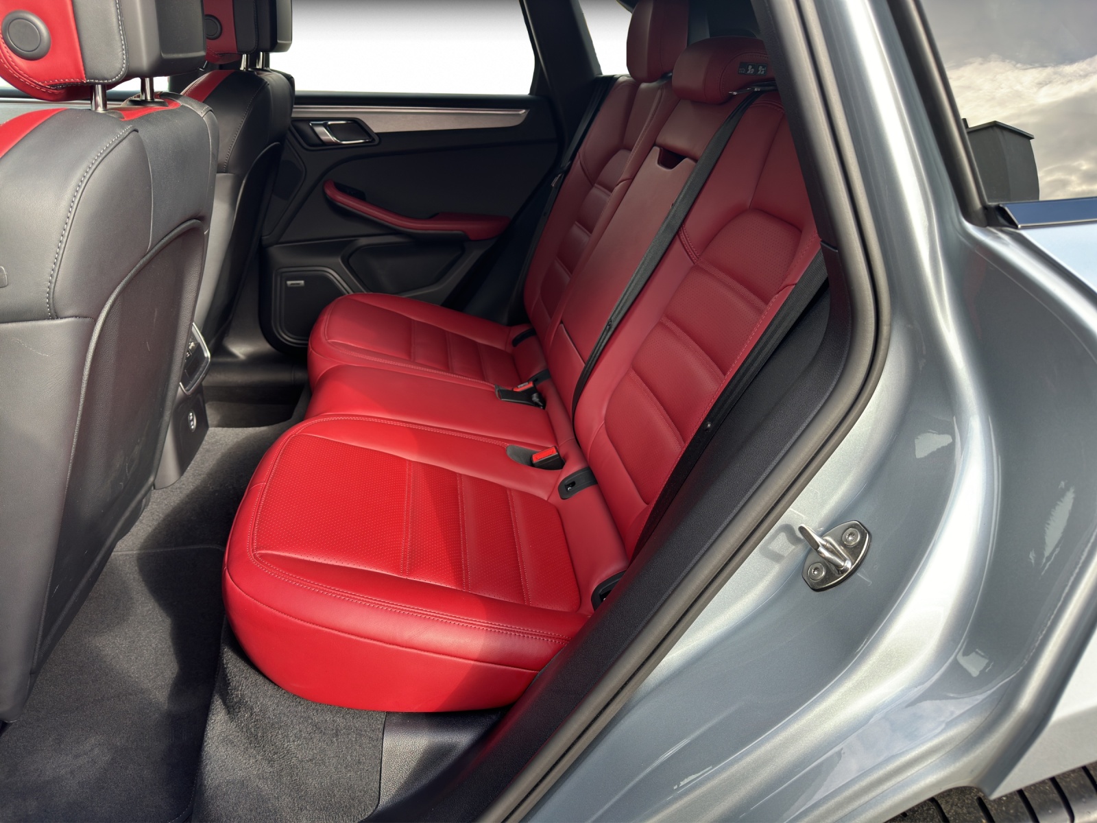 PORSCHE Macan GTS PDK-image-11