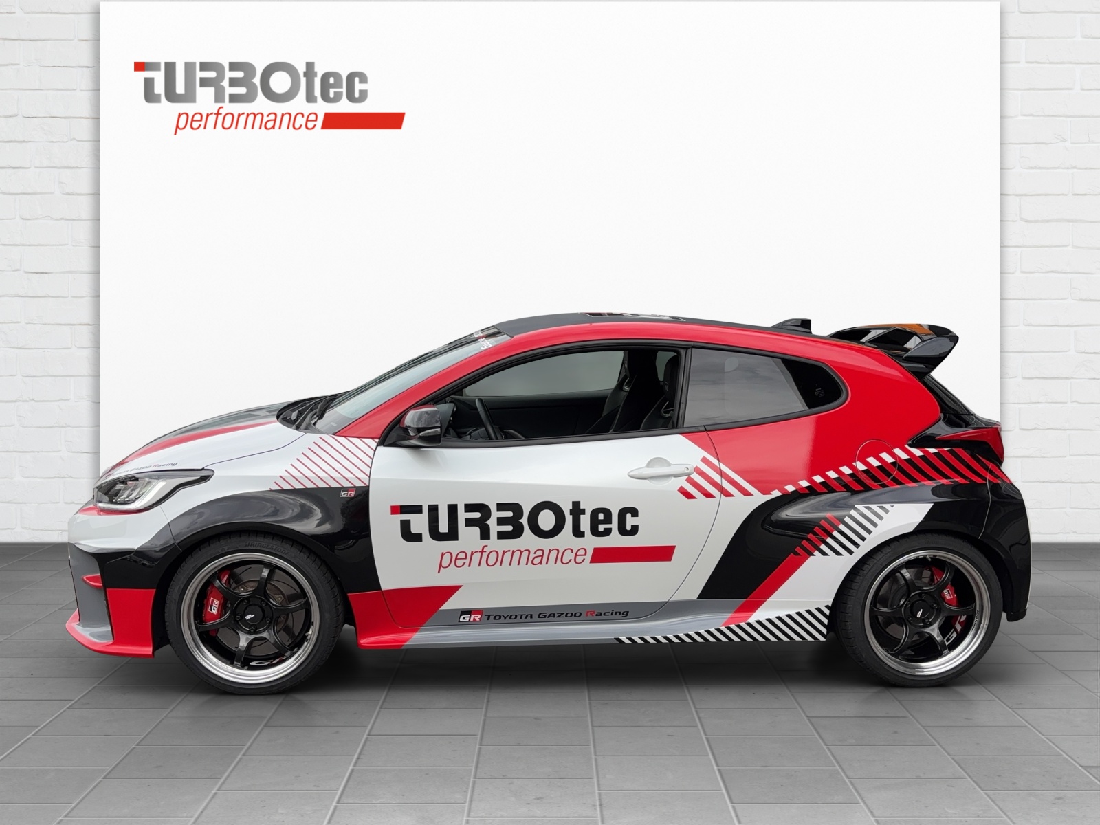 TOYOTA Yaris 1.6 GR  Circuit Showcar-showroom-element-1