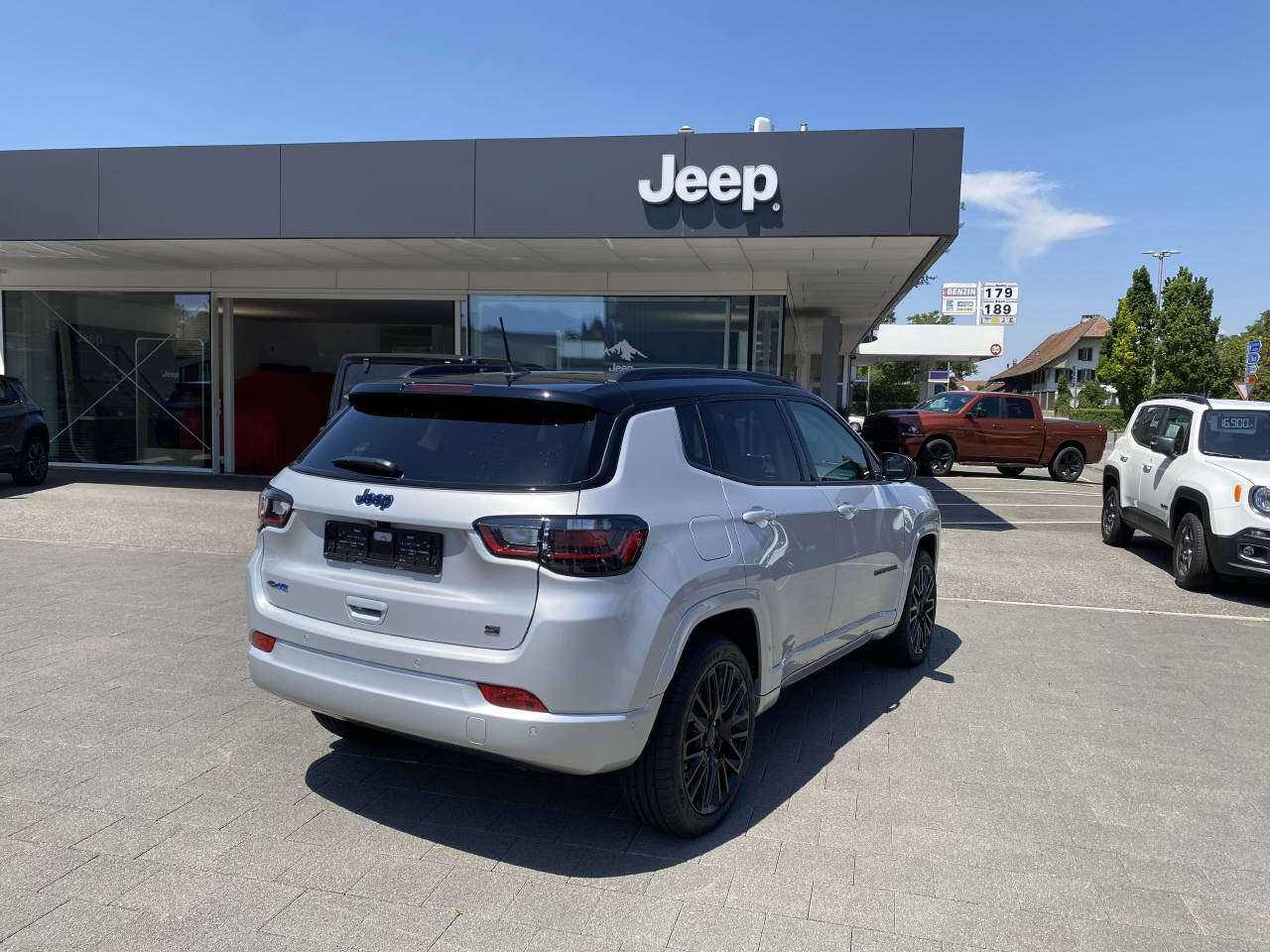 JEEP Compass 1.3 S Plus Sky 4xe-image-0