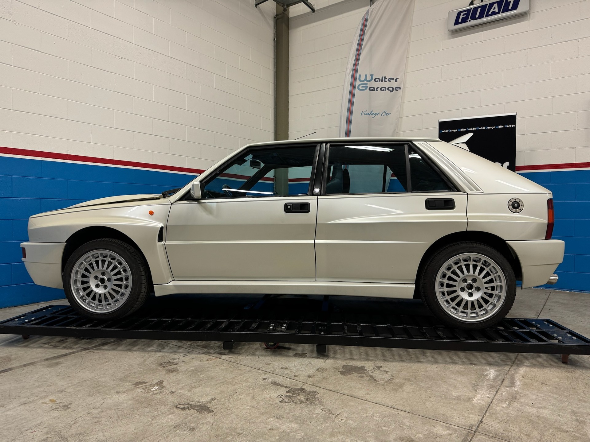 LANCIA Delta HF Integrale Evo 4V-image-6