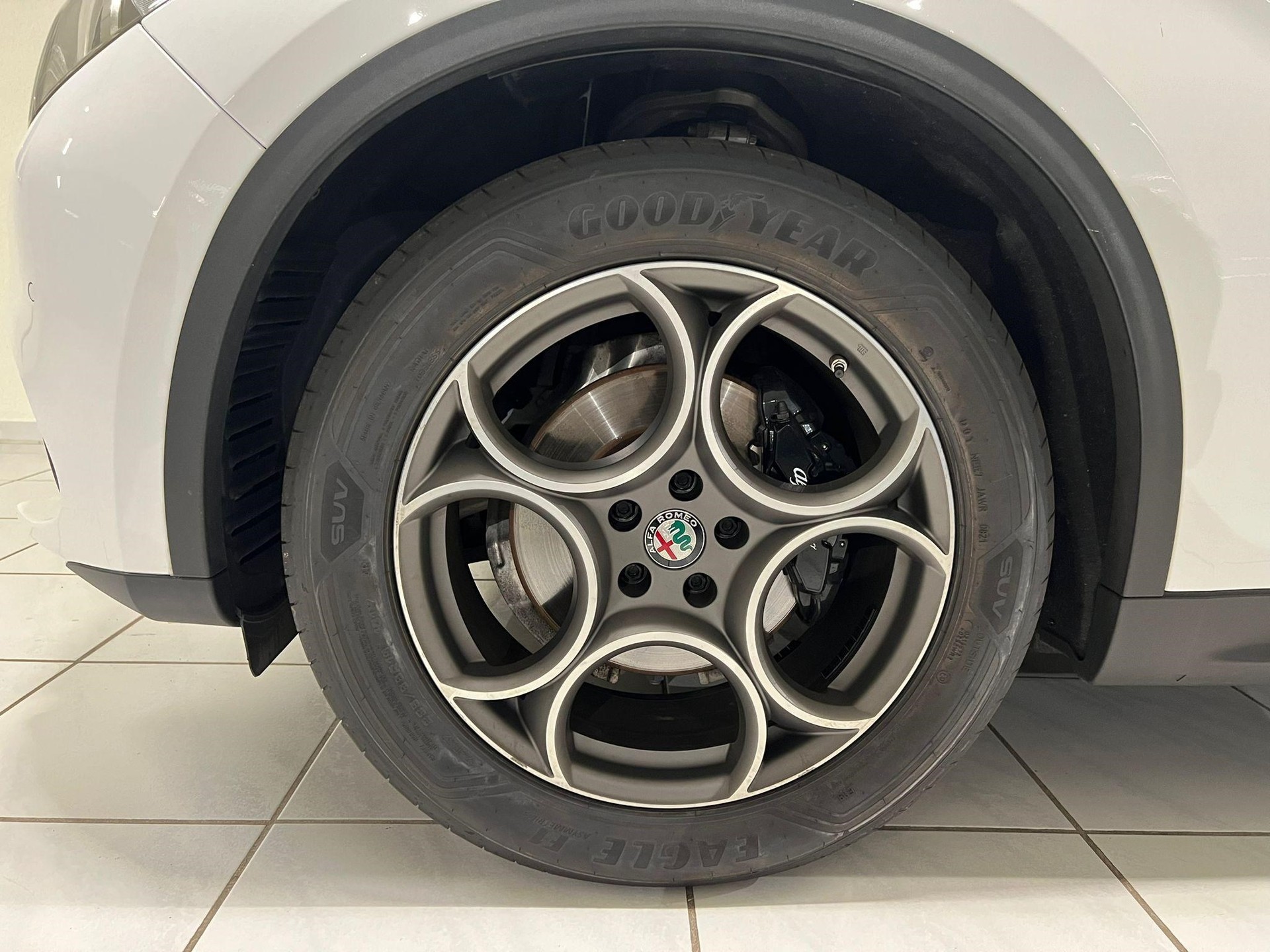 ALFA ROMEO Stelvio 2.0 Q4 Sprint-image-5