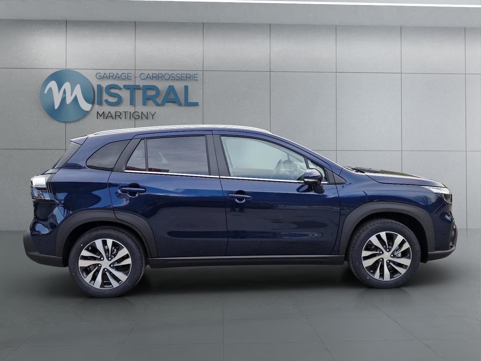 SUZUKI S-Cross 1.4 T Compact Top Hybrid 4x4-image-4