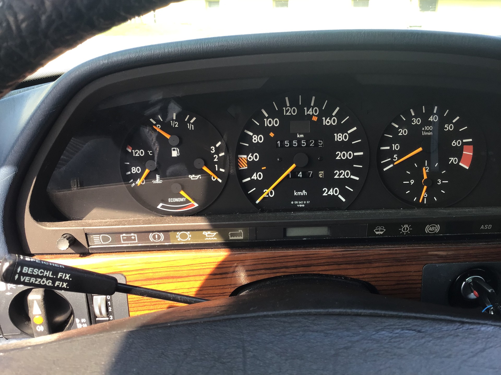 MERCEDES-BENZ 300 SE-image-15