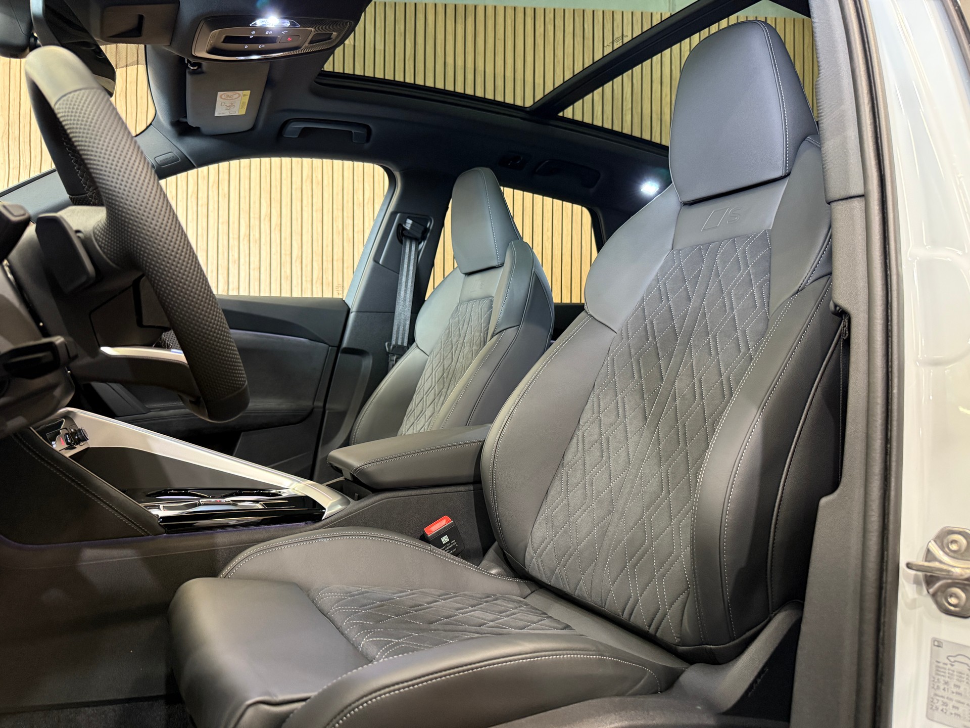 AUDI SQ5 TFSI quattro S-tronic * NEW MODEL*-image-6