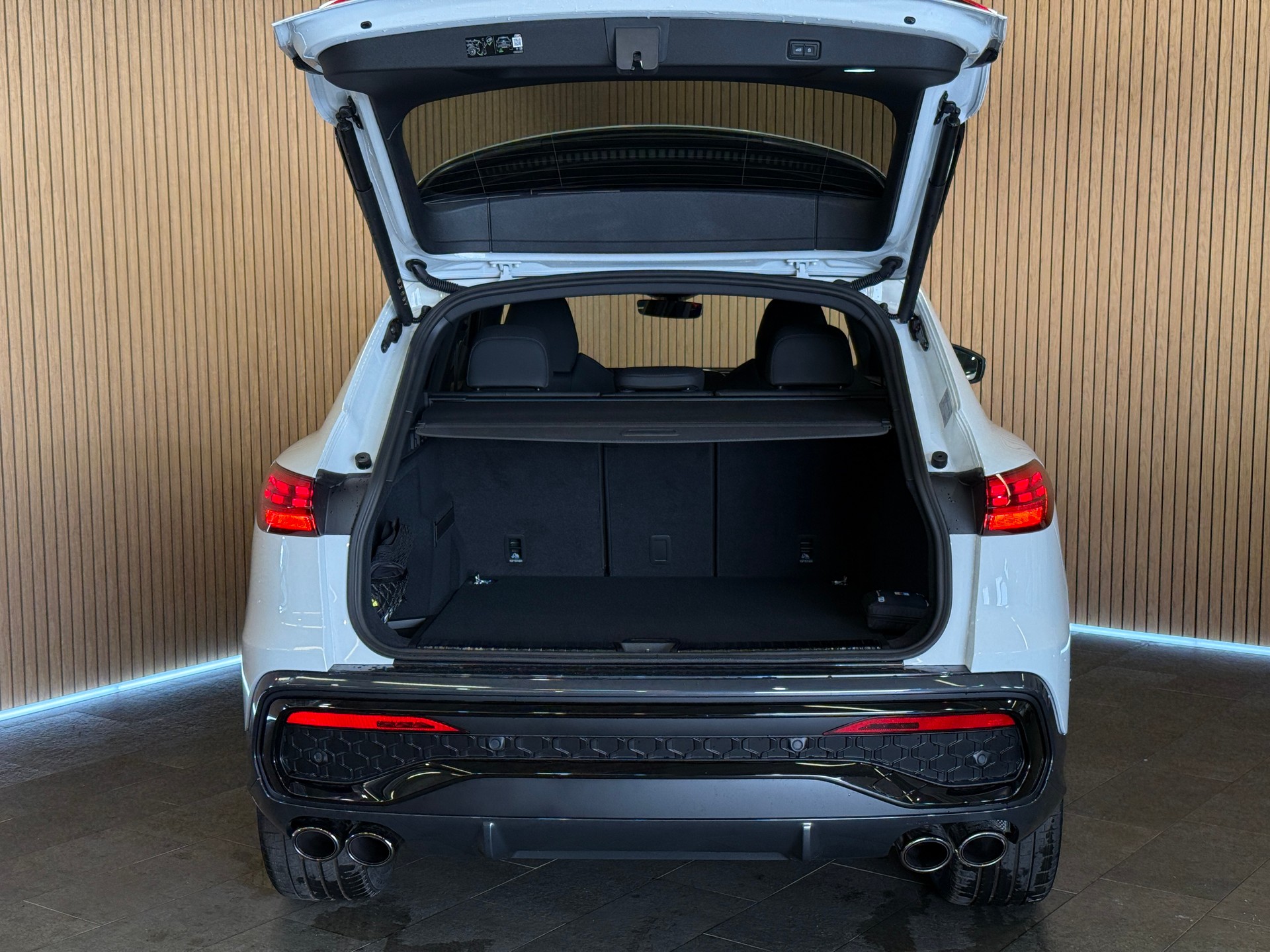 AUDI SQ5 TFSI quattro S-tronic * NEW MODEL*-image-5