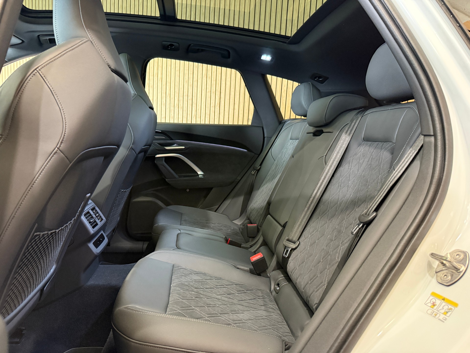 AUDI SQ5 TFSI quattro S-tronic * NEW MODEL*-image-8