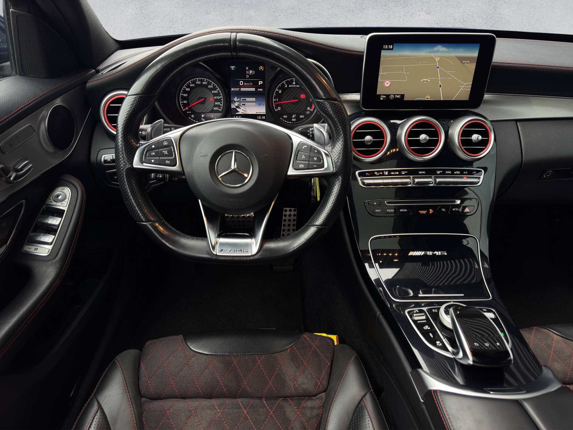MERCEDES-BENZ C 63 AMG Speedshift-image-5