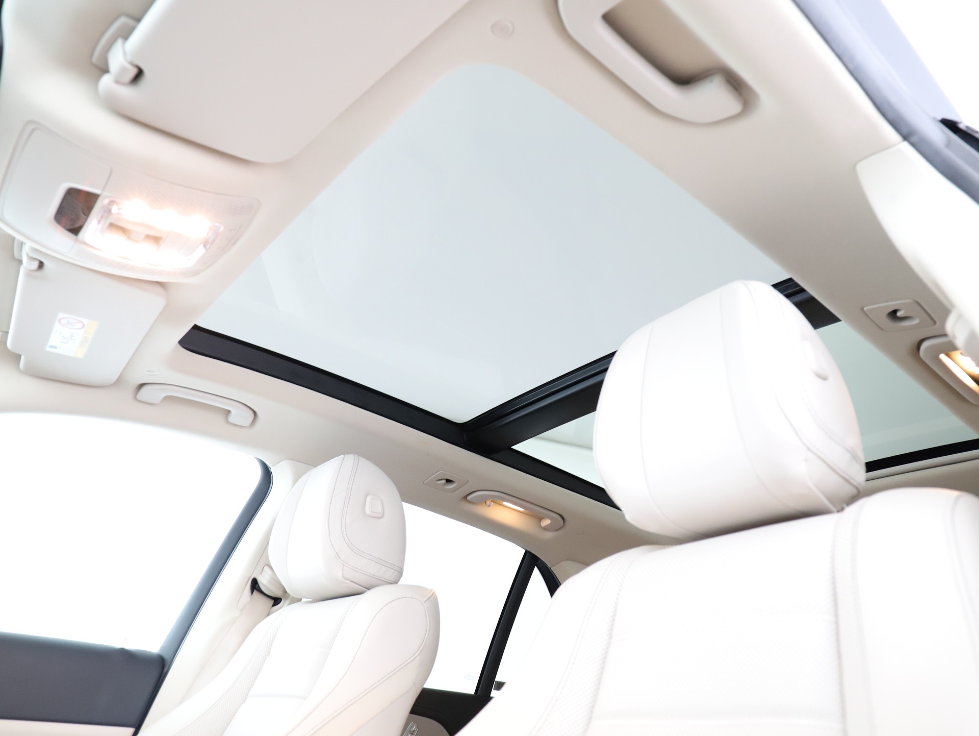 MERCEDES-BENZ GLE 350 de 4Matic-image-14