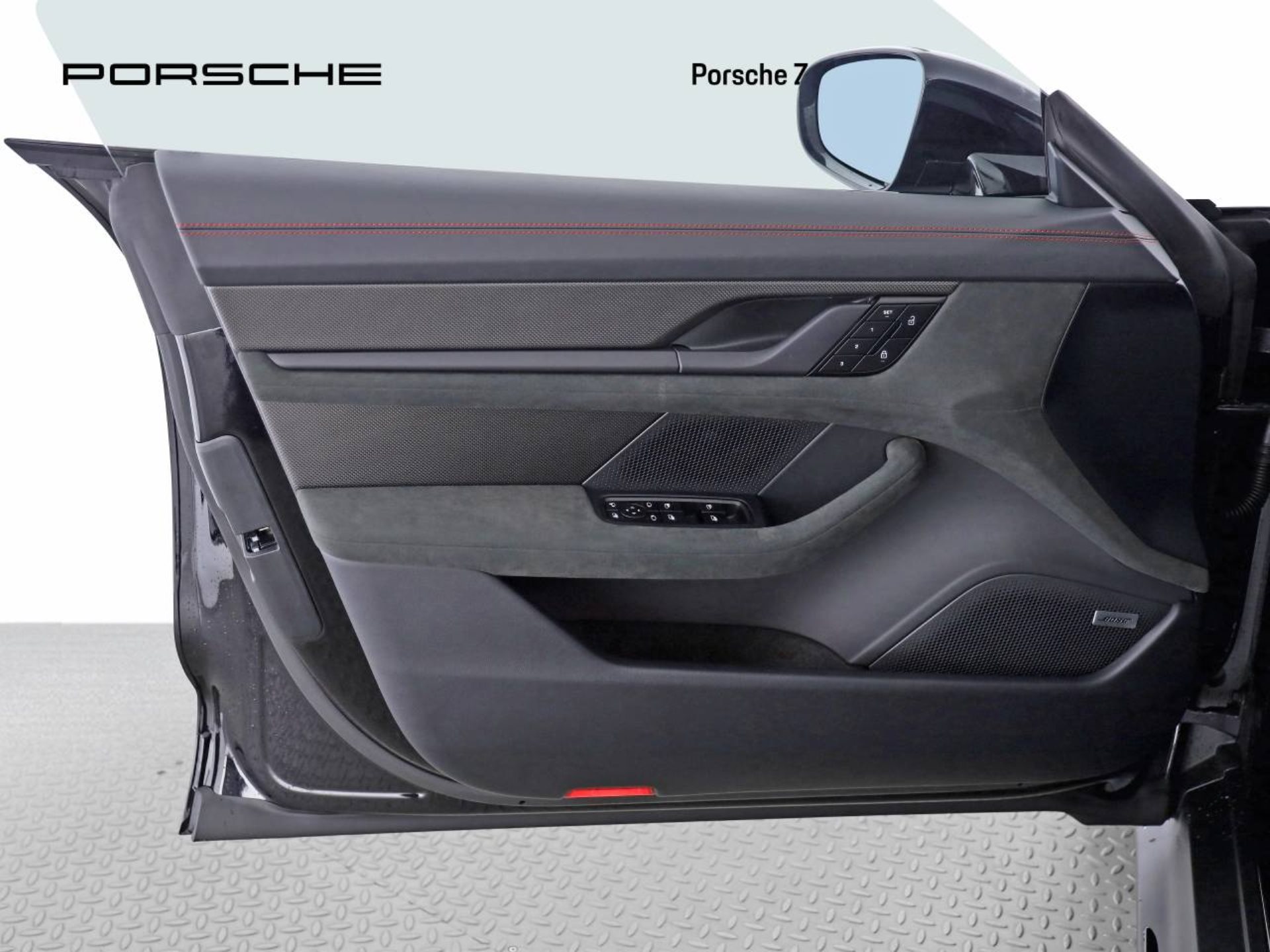 PORSCHE Taycan GTS Sport Turismo-image-12