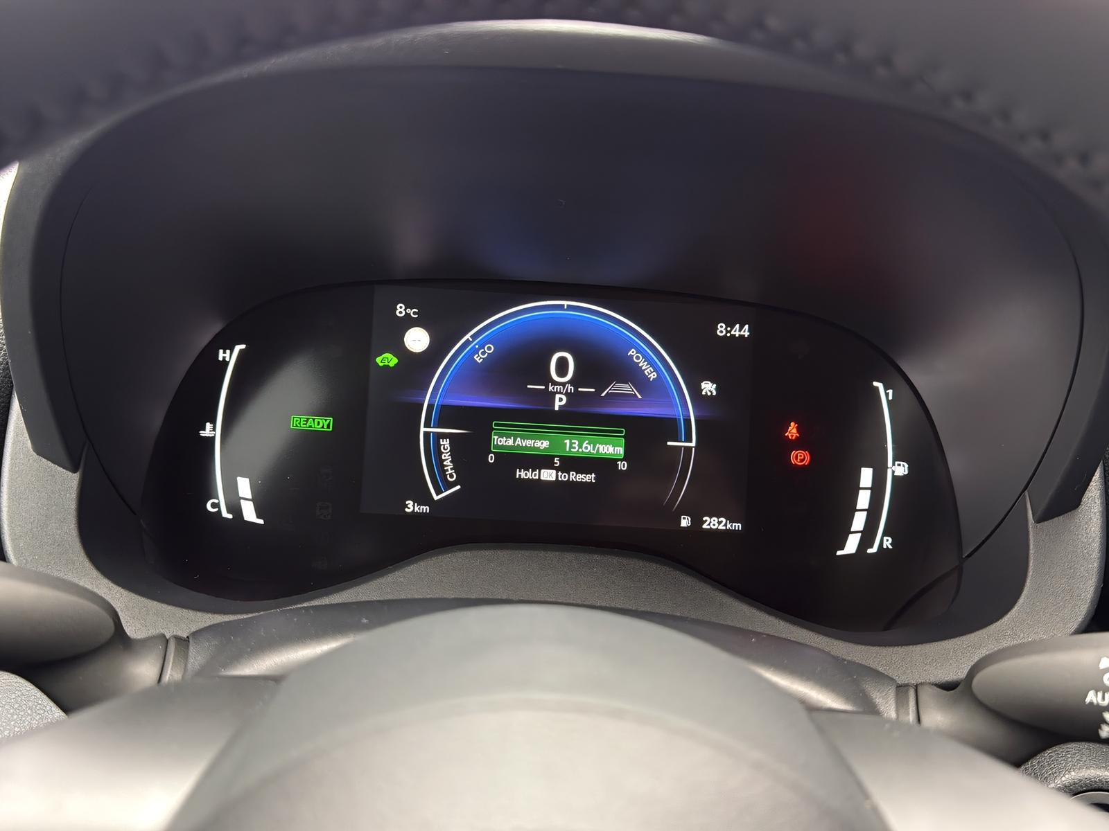 TOYOTA Yaris 1.5 VVT-i HSD Trend-image-11