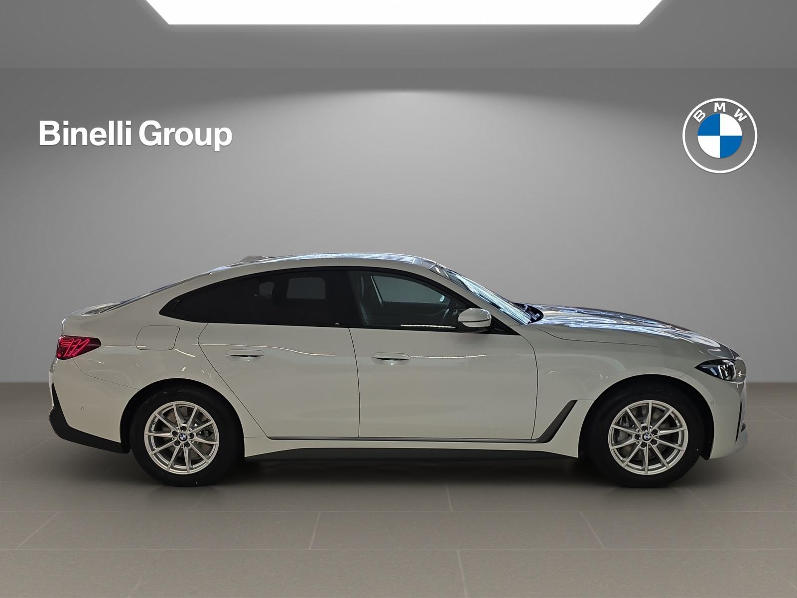 BMW i4 eDrive 35-image-6