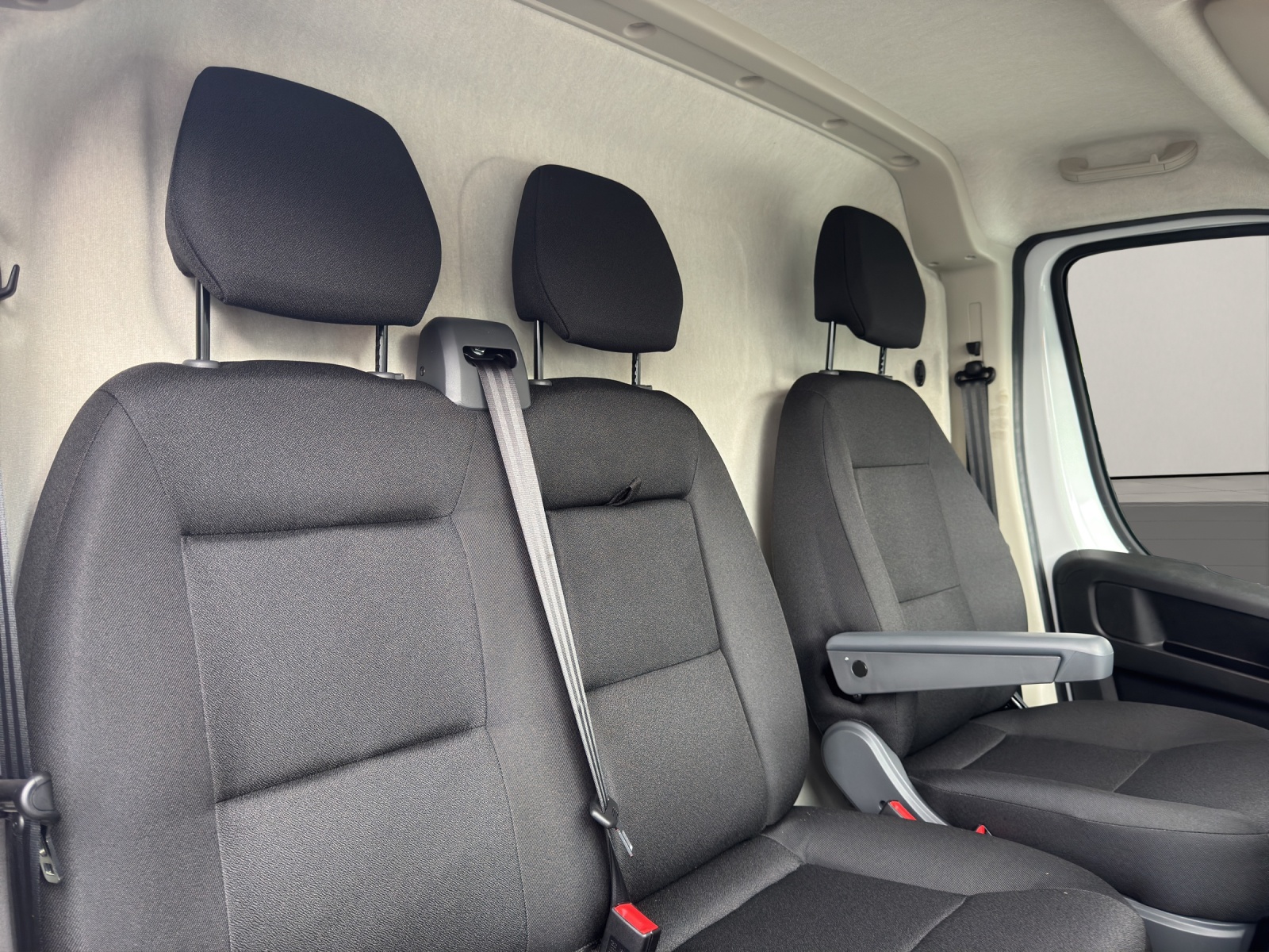 FIAT Ducato 290 30 Kaw. 3450 H1 2.2 Easy Pro-image-14