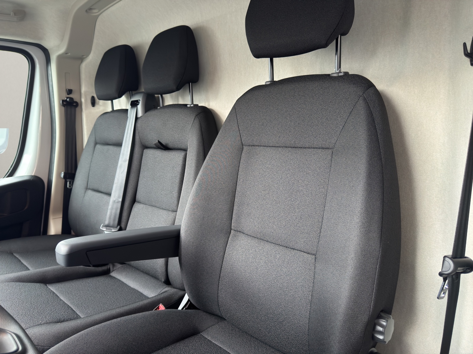 FIAT Ducato 290 30 Kaw. 3450 H1 2.2 Easy Pro-image-15