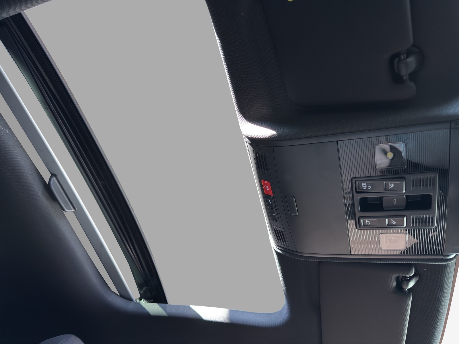 VW Taigo 1.0 TSI R-Line DSG-image-14