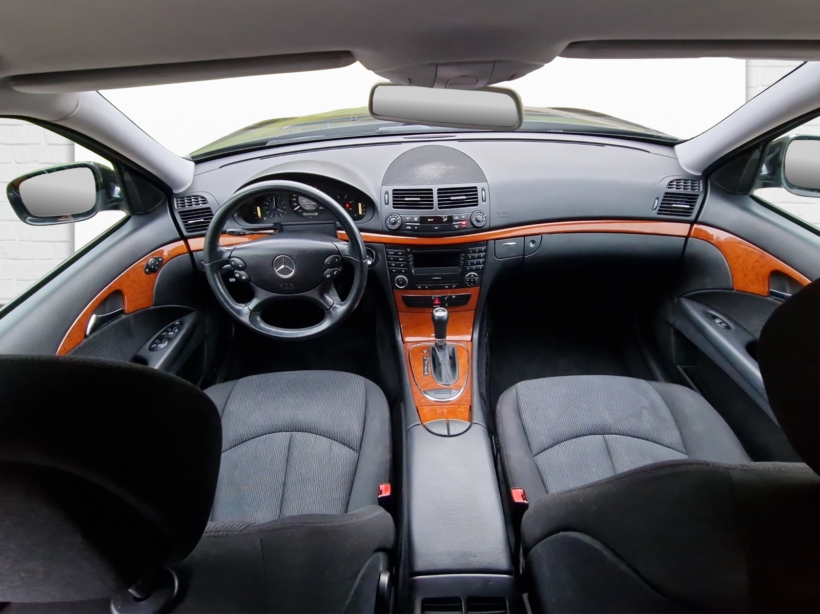 MERCEDES-BENZ E 220 CDI T-image-5