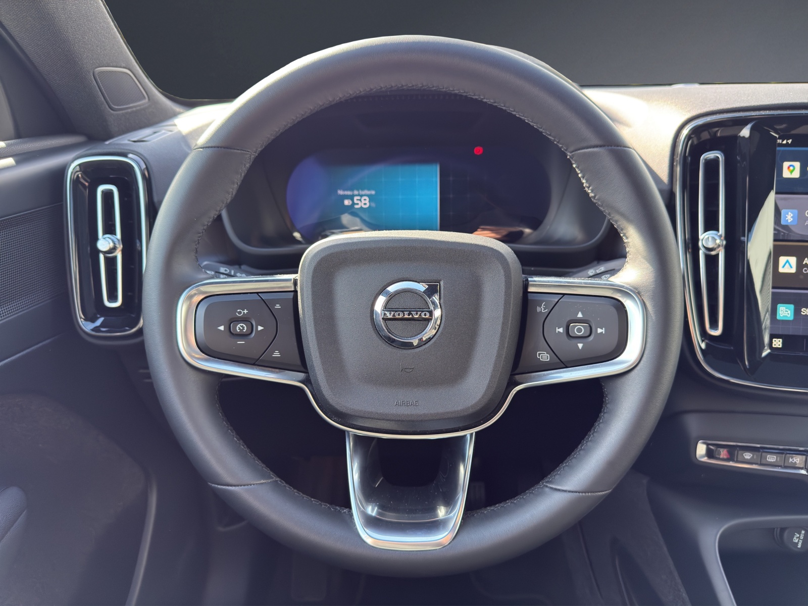 VOLVO C40 Recharge E80 82kWh Twin AWD Pure Electric Plus-image-15