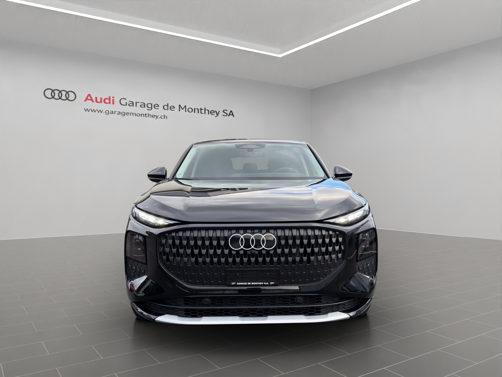 AUDI Q3 Sportback 110 kW TFSI S tronic-image-2