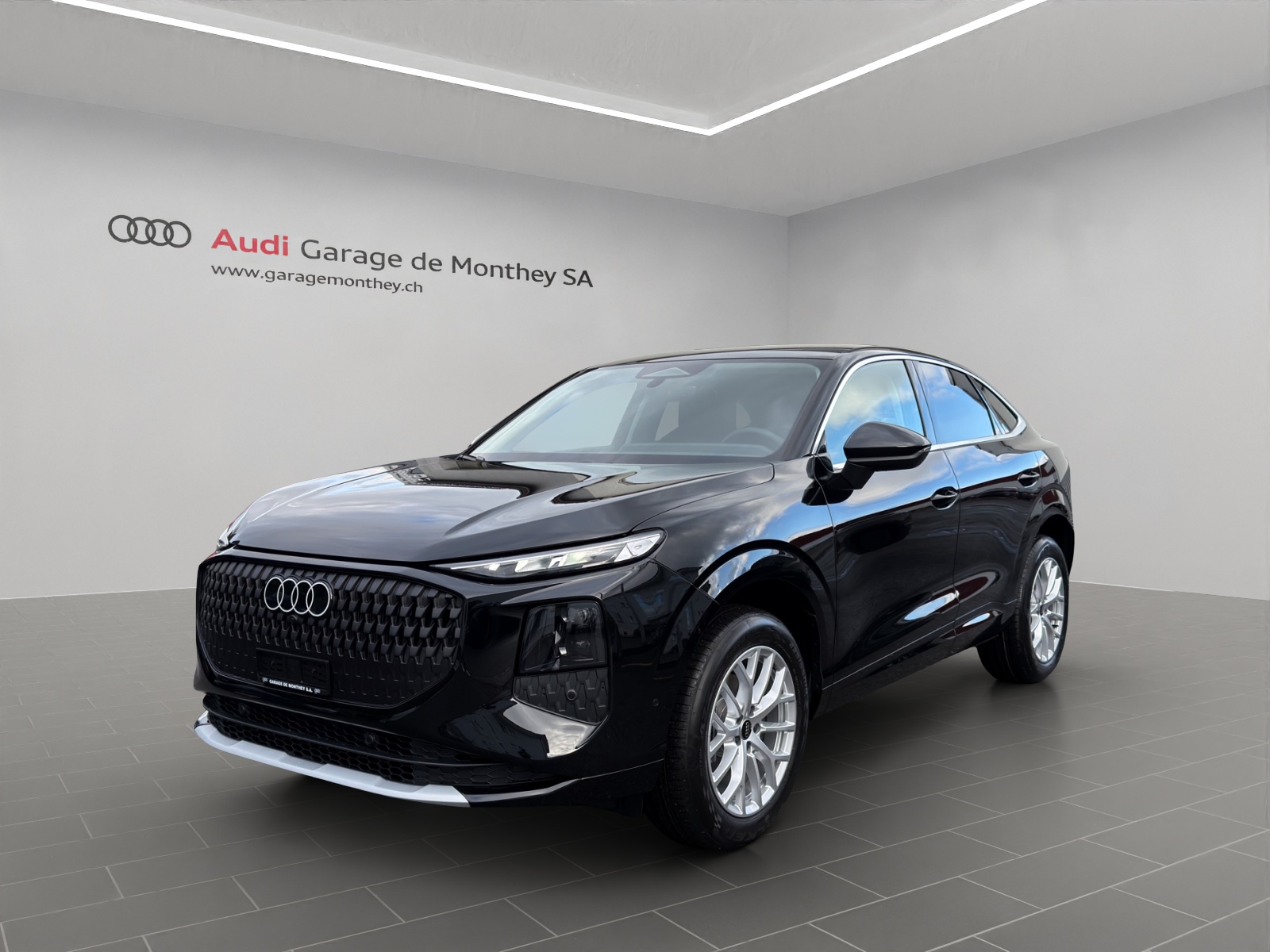 AUDI Q3 Sportback 110 kW TFSI S tronic-image-0