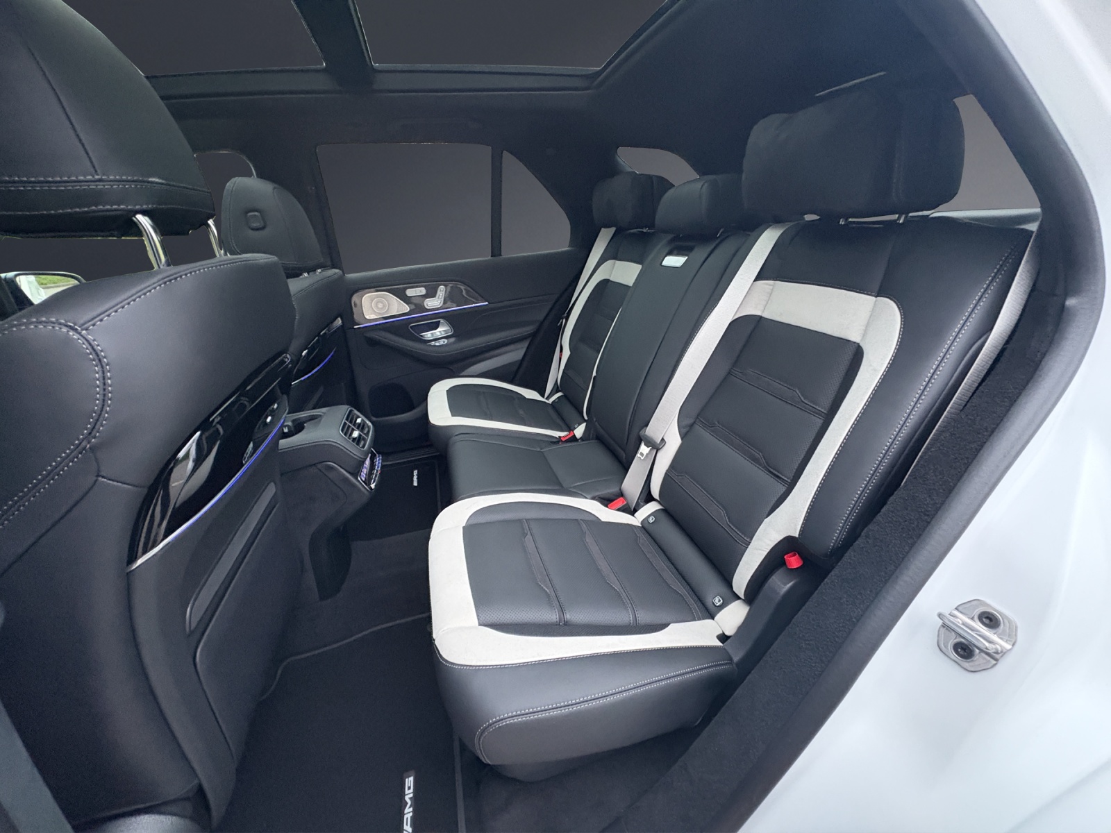 MERCEDES-BENZ GLE 63 S AMG 4Matic+ 9G-Speedshift-image-15