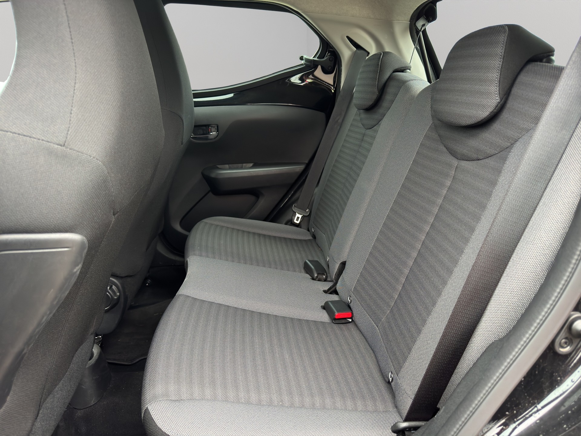 TOYOTA Aygo 1.0 VVT-i X-shift Trend-image-8