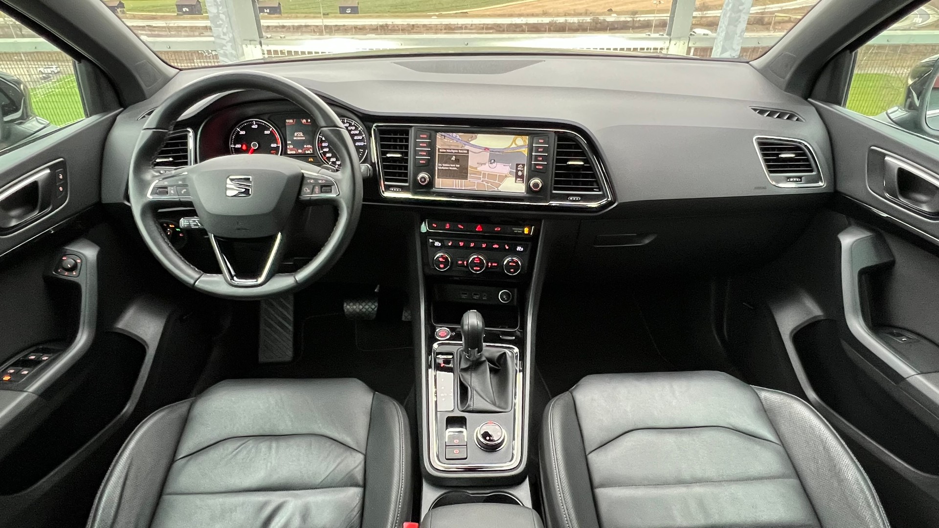 SEAT ATECA 2.0 TDI CR XCELLENCE 4DRIVE DSG l 190 PS-image-21