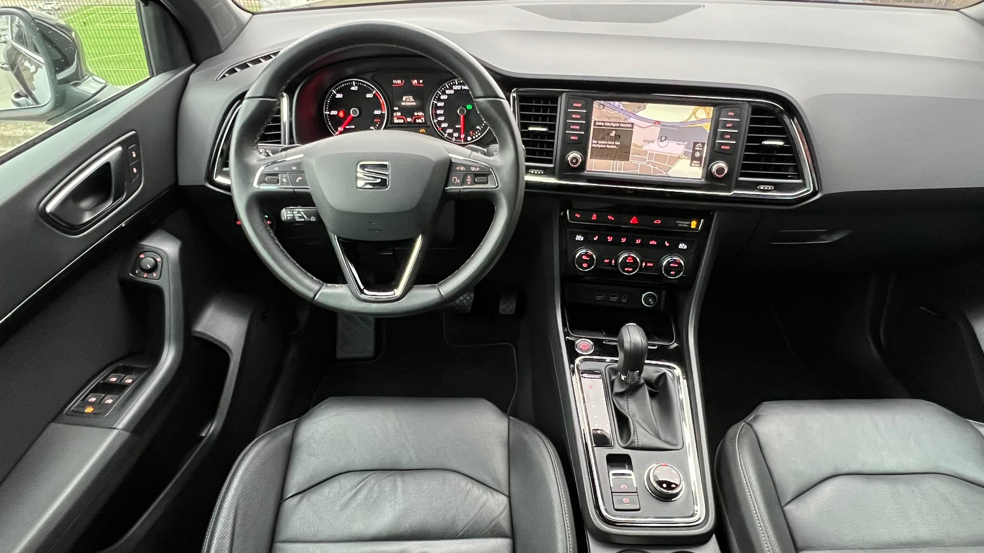 SEAT ATECA 2.0 TDI CR XCELLENCE 4DRIVE DSG l 190 PS-image-22