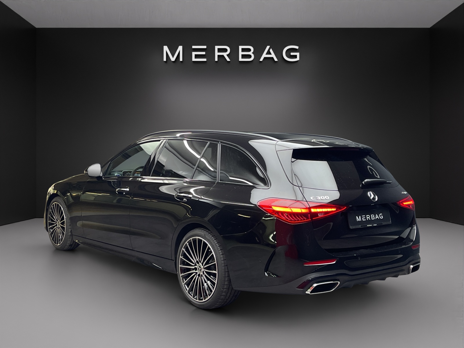 MERCEDES-BENZ C 300 T 4 Matic-image-3