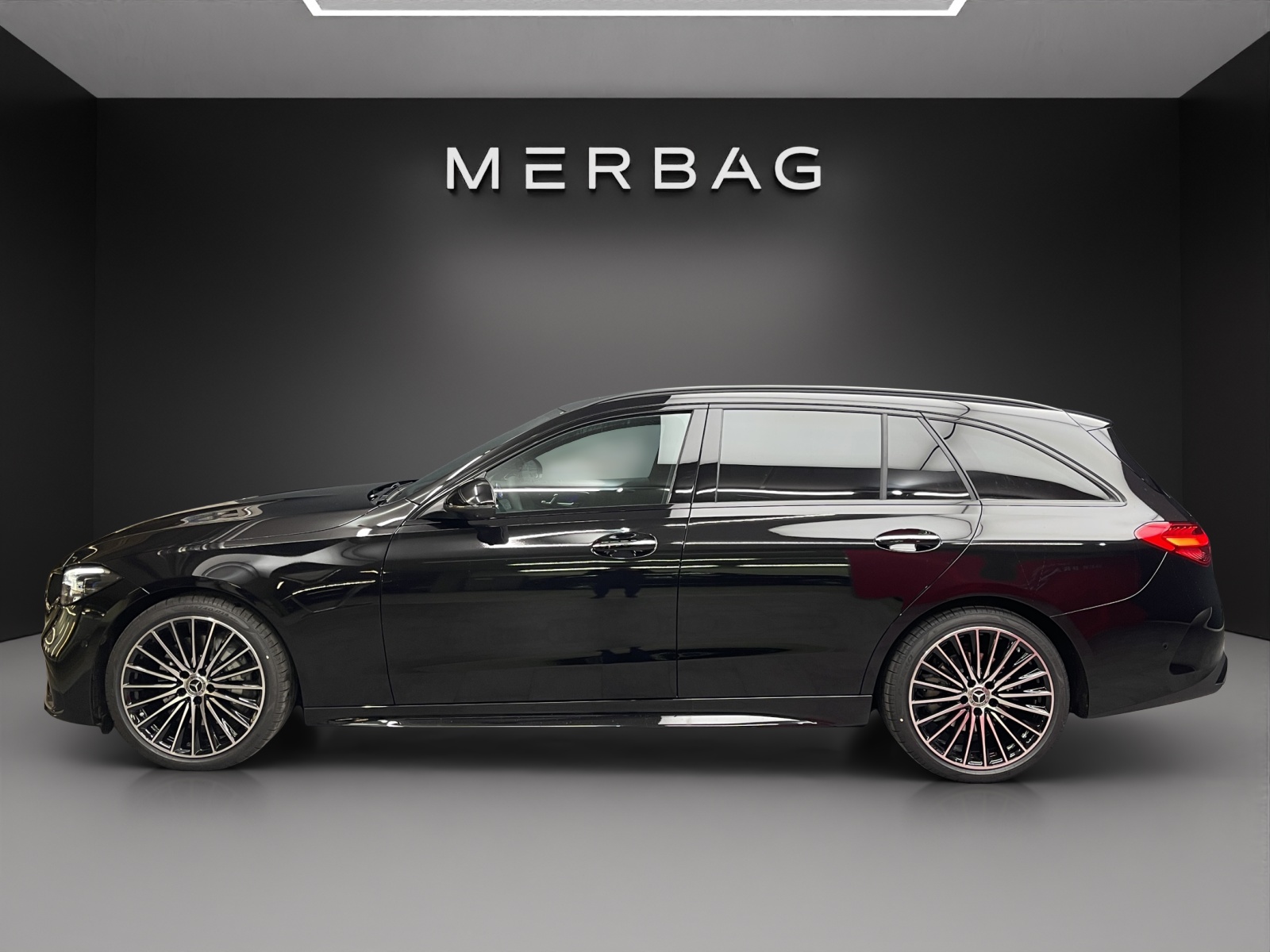 MERCEDES-BENZ C 300 T 4 Matic-image-2