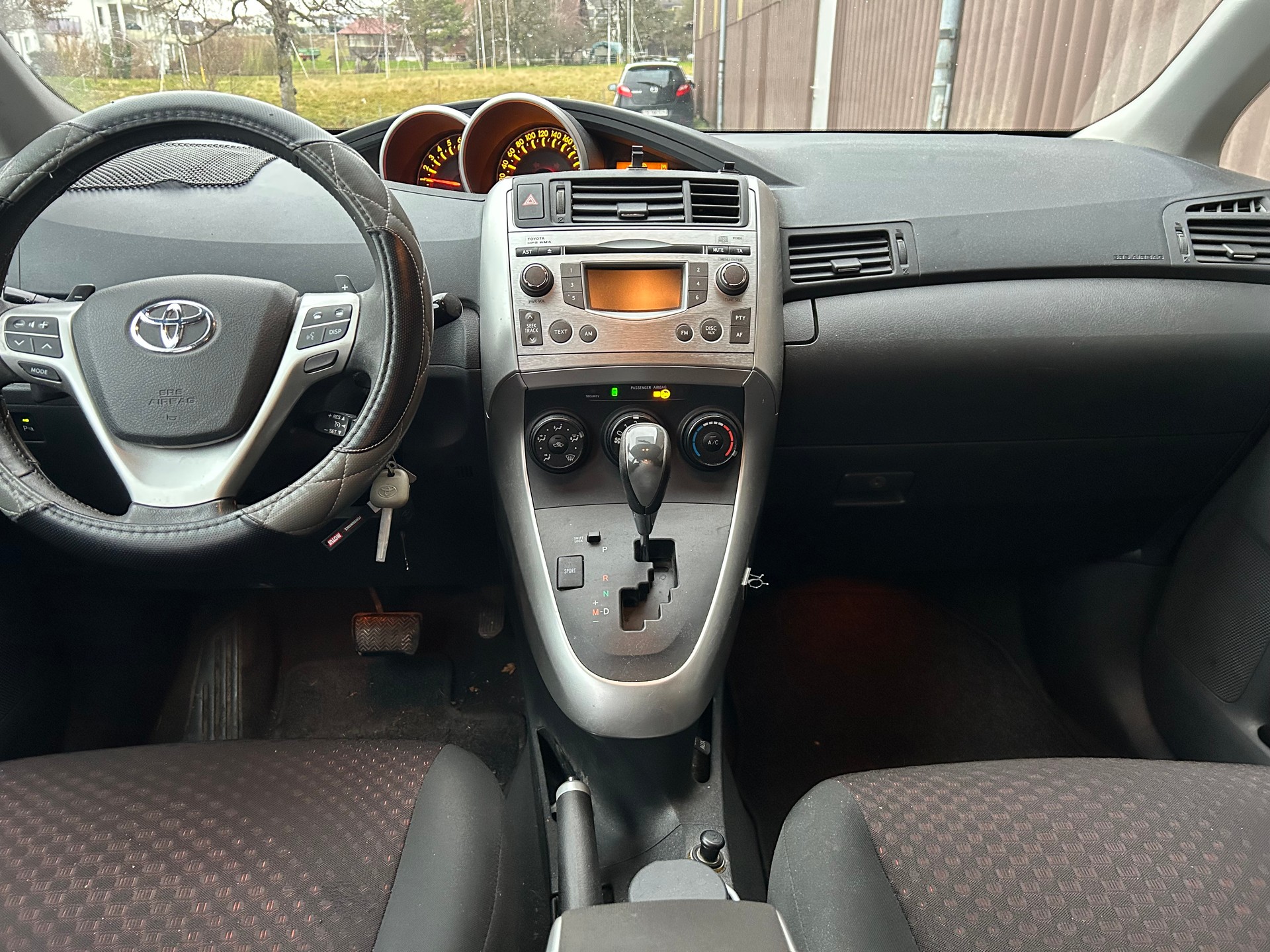 TOYOTA Verso 1.8 Family Multidrive-image-10