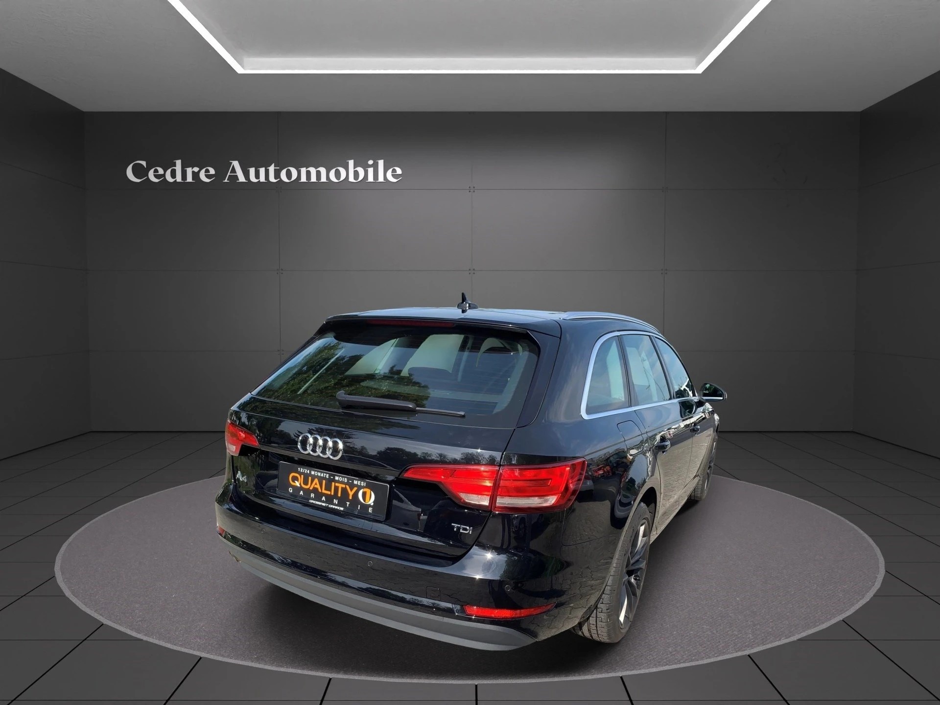 AUDI A4 Avant 2.0 TDI S-tronic-image-2
