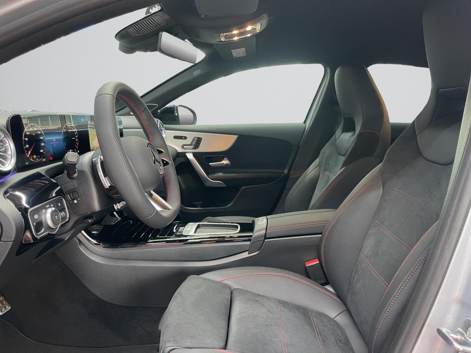 MERCEDES-BENZ A 250 e EQ Star AMG Line-image-3