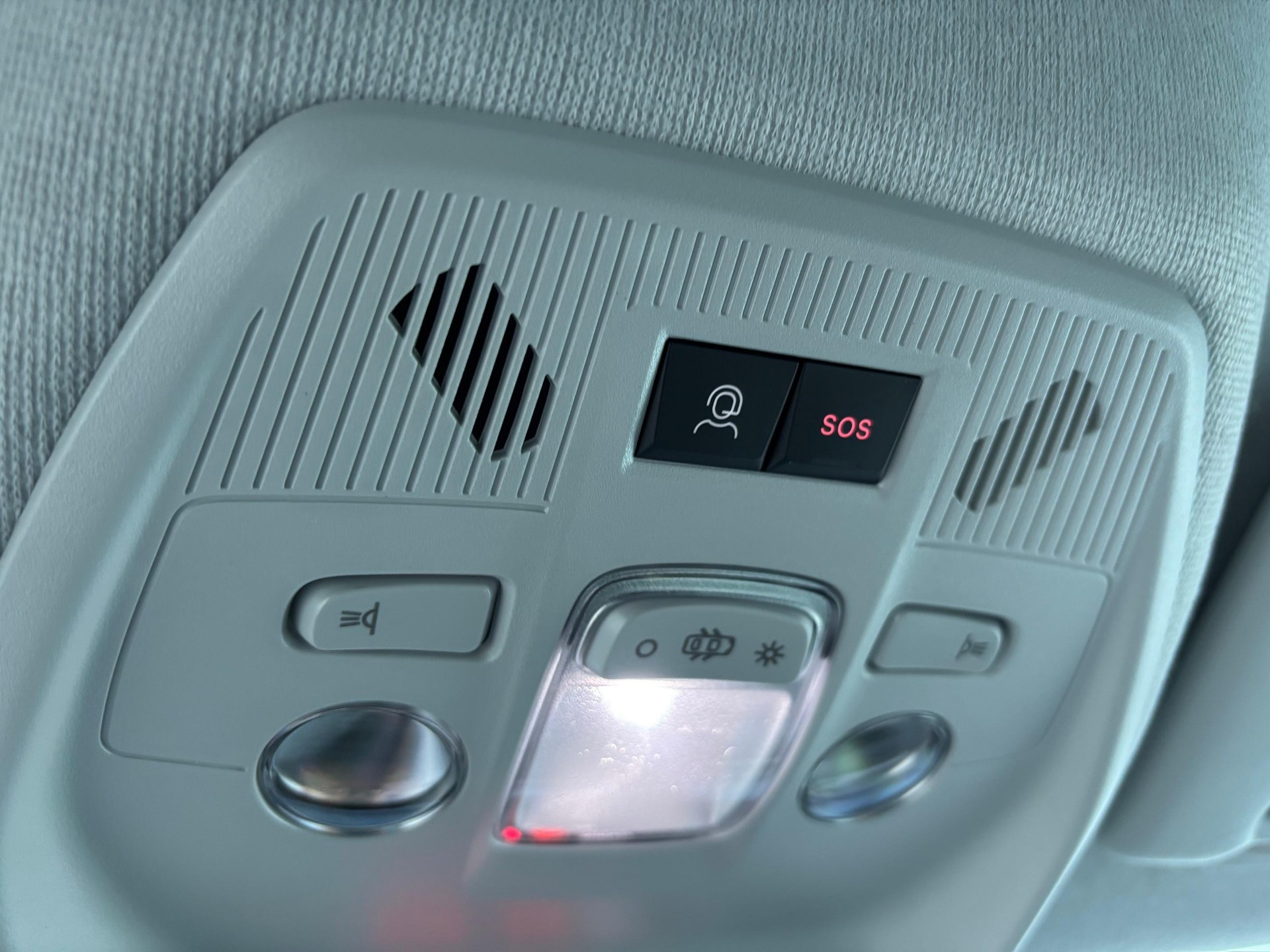 CITROEN e-C3 Aircross Max-image-14