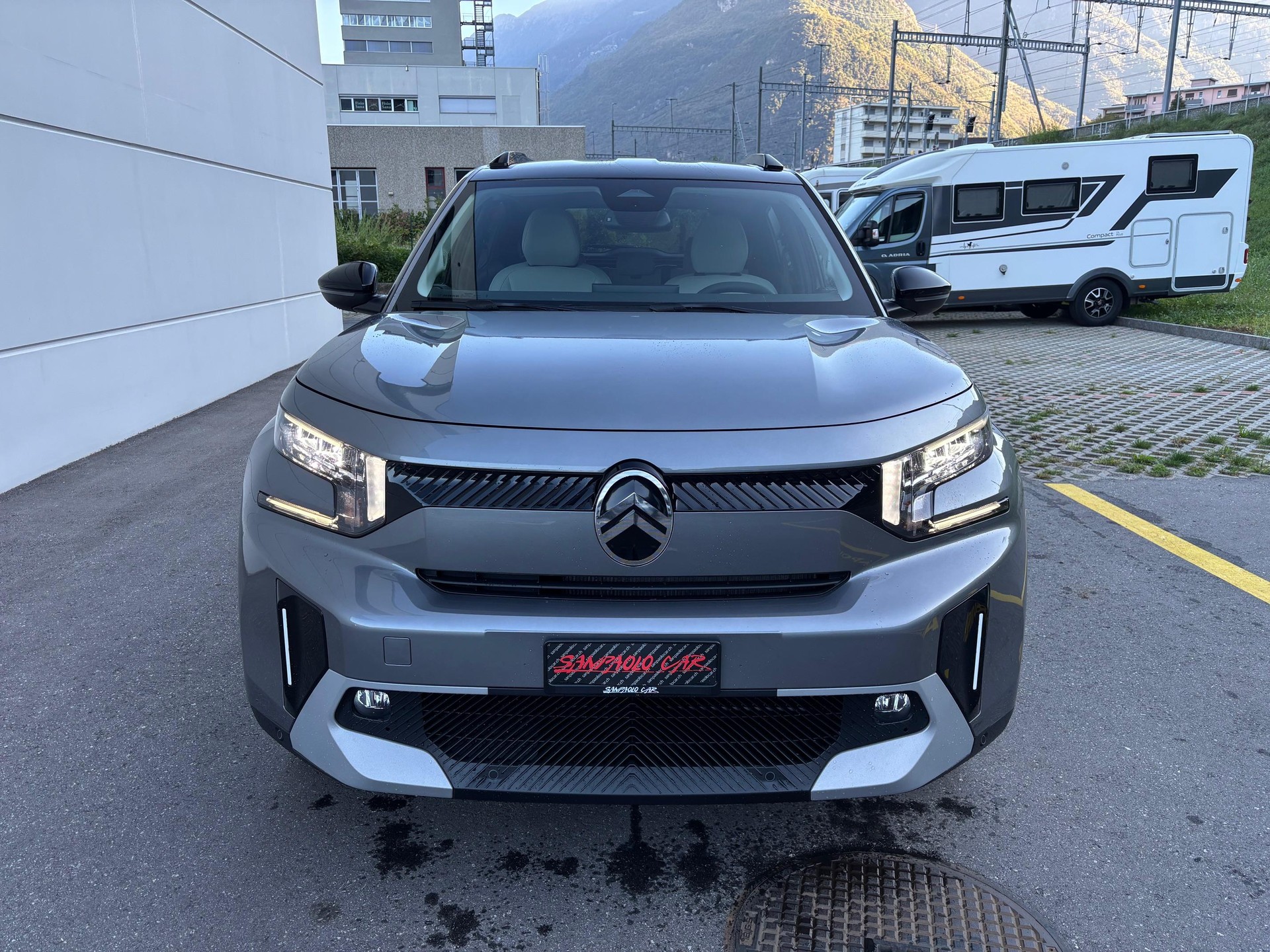 CITROEN e-C3 Aircross Max-image-1