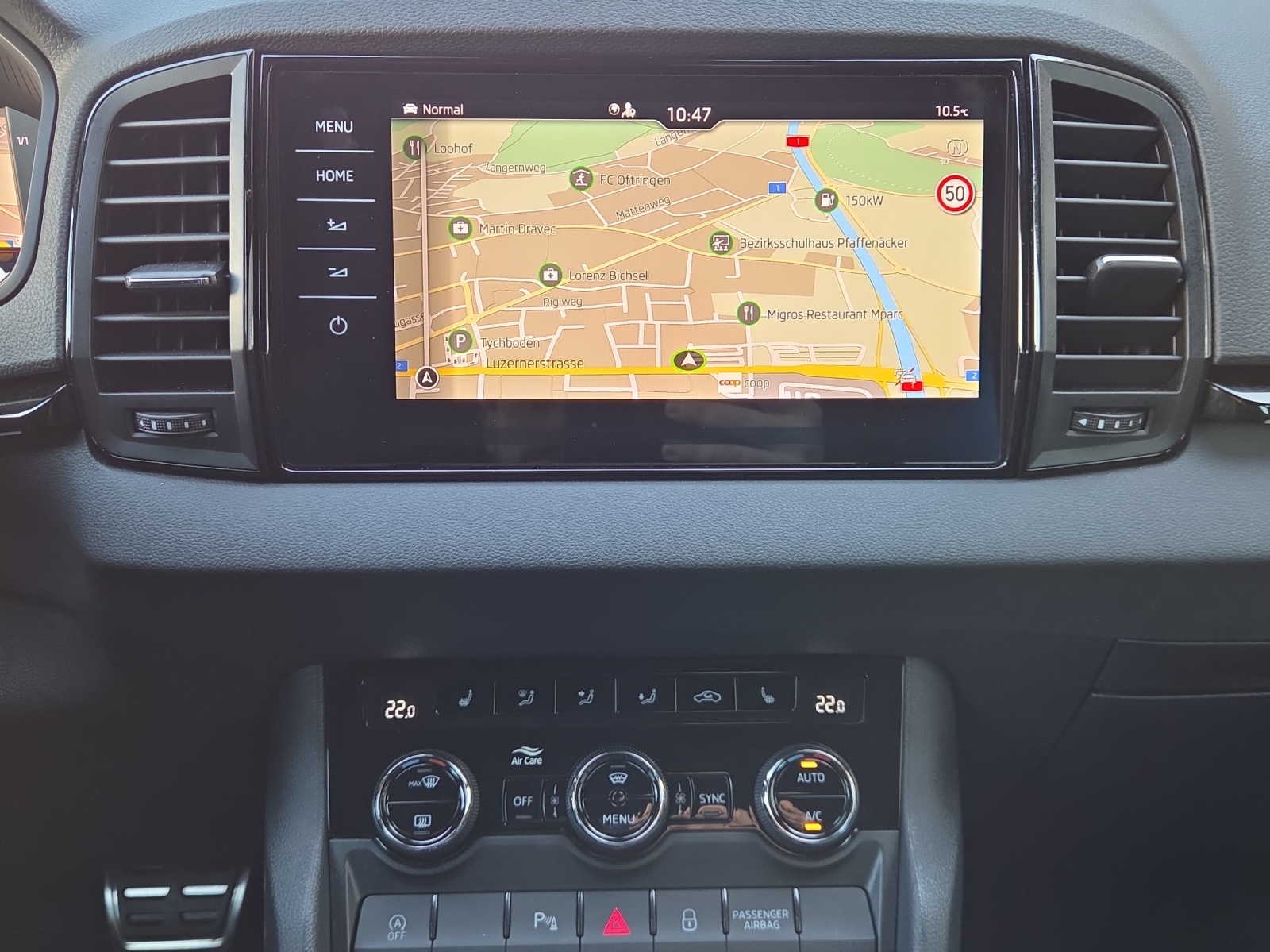 SKODA Karoq 2.0 TSI SportLine 4x4 DSG-image-10