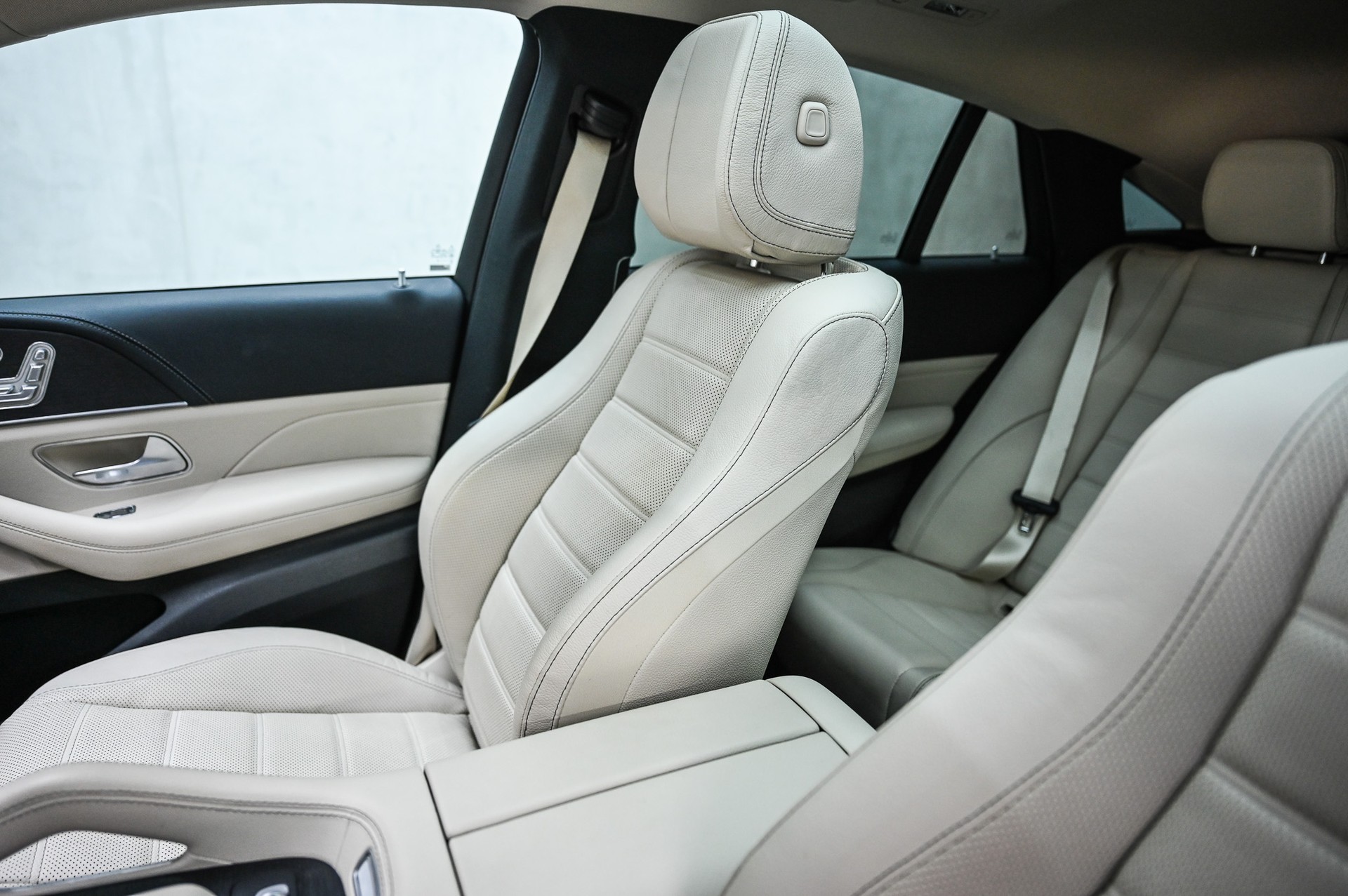 MERCEDES-BENZ GLE 400 d 4matic Coupé-image-22