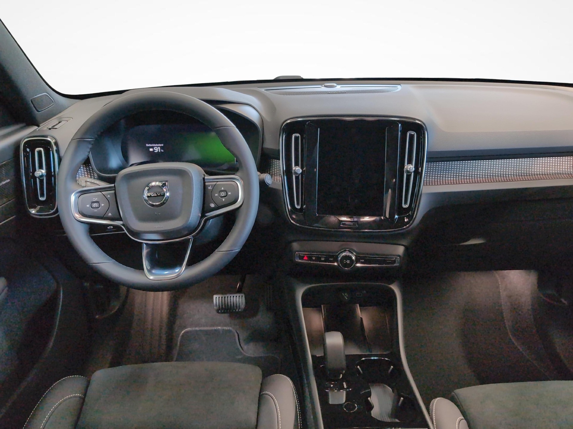 VOLVO EX40 Twin Ultra AWD-image-8