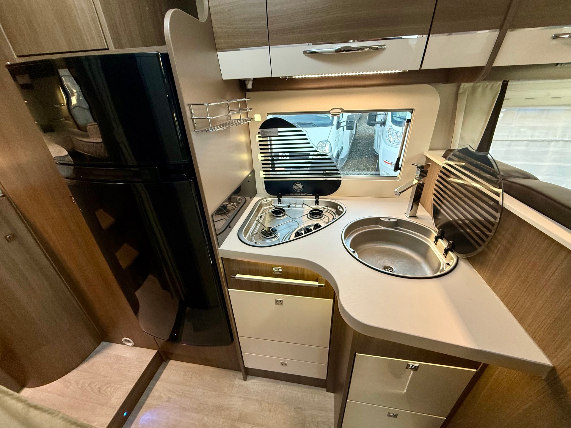 FORD Chausson 717 GA - Längsbetten - Klima-image-13
