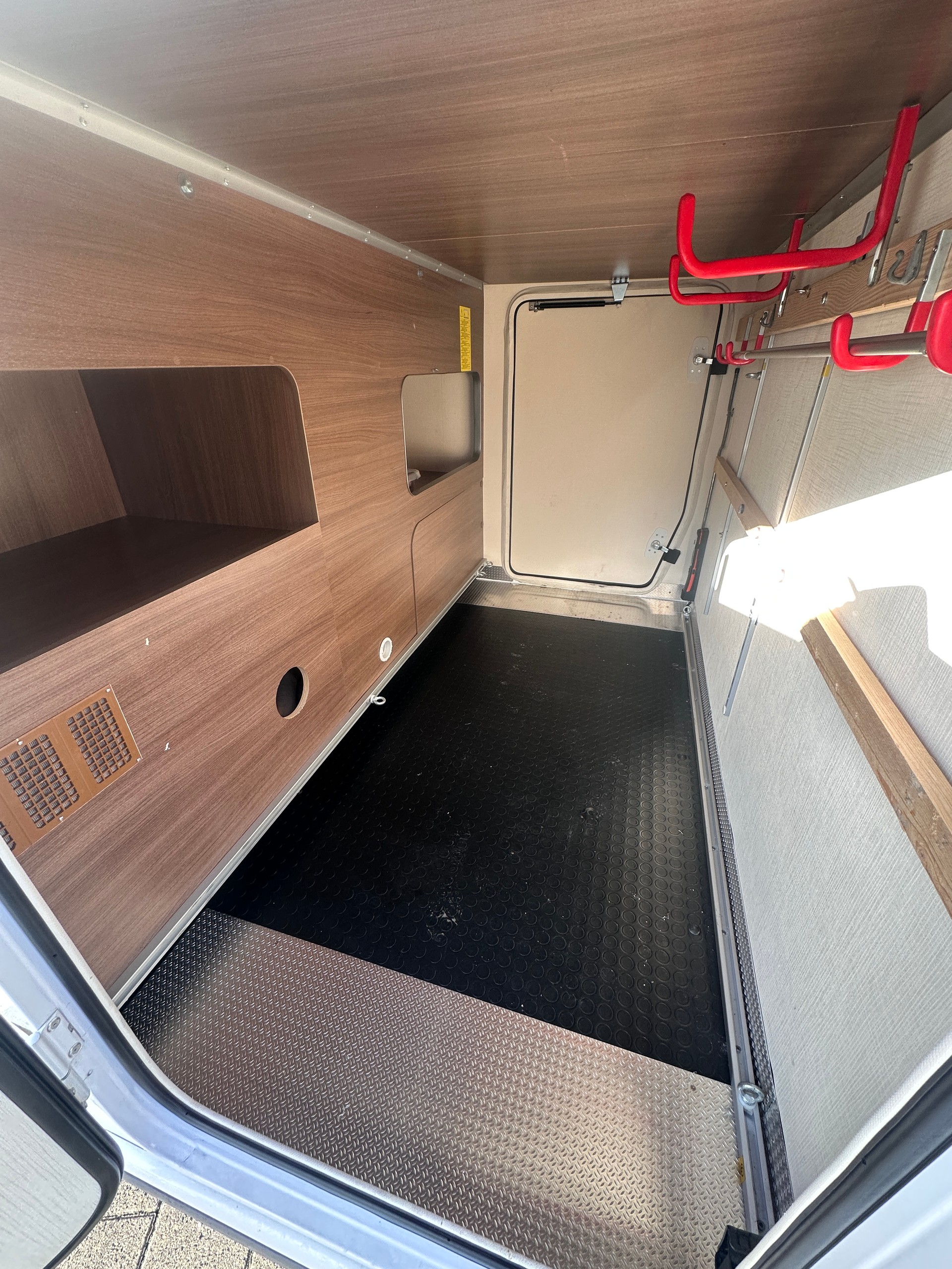 FORD Chausson 717 GA - Längsbetten - Klima-image-20
