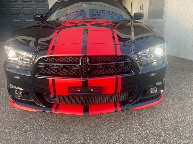 DODGE SRT-8-image-2