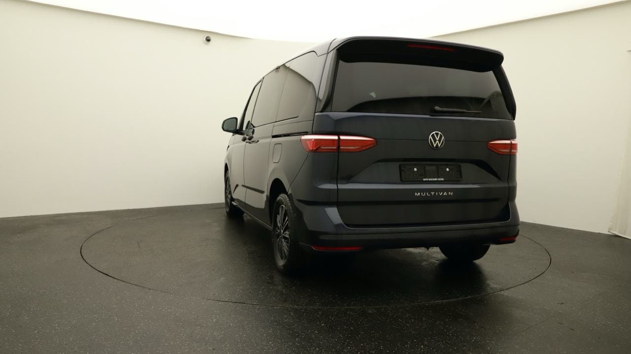 VW Multivan 2.0 TDI Life DSG-image-3