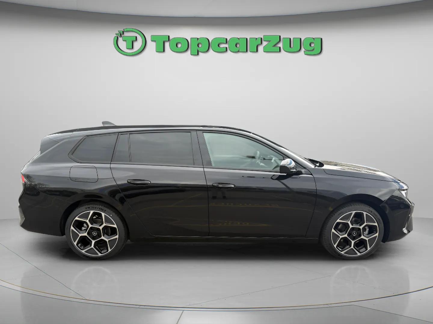 OPEL Astra Sports Tourer 1.2i Turbo GS A-image-4
