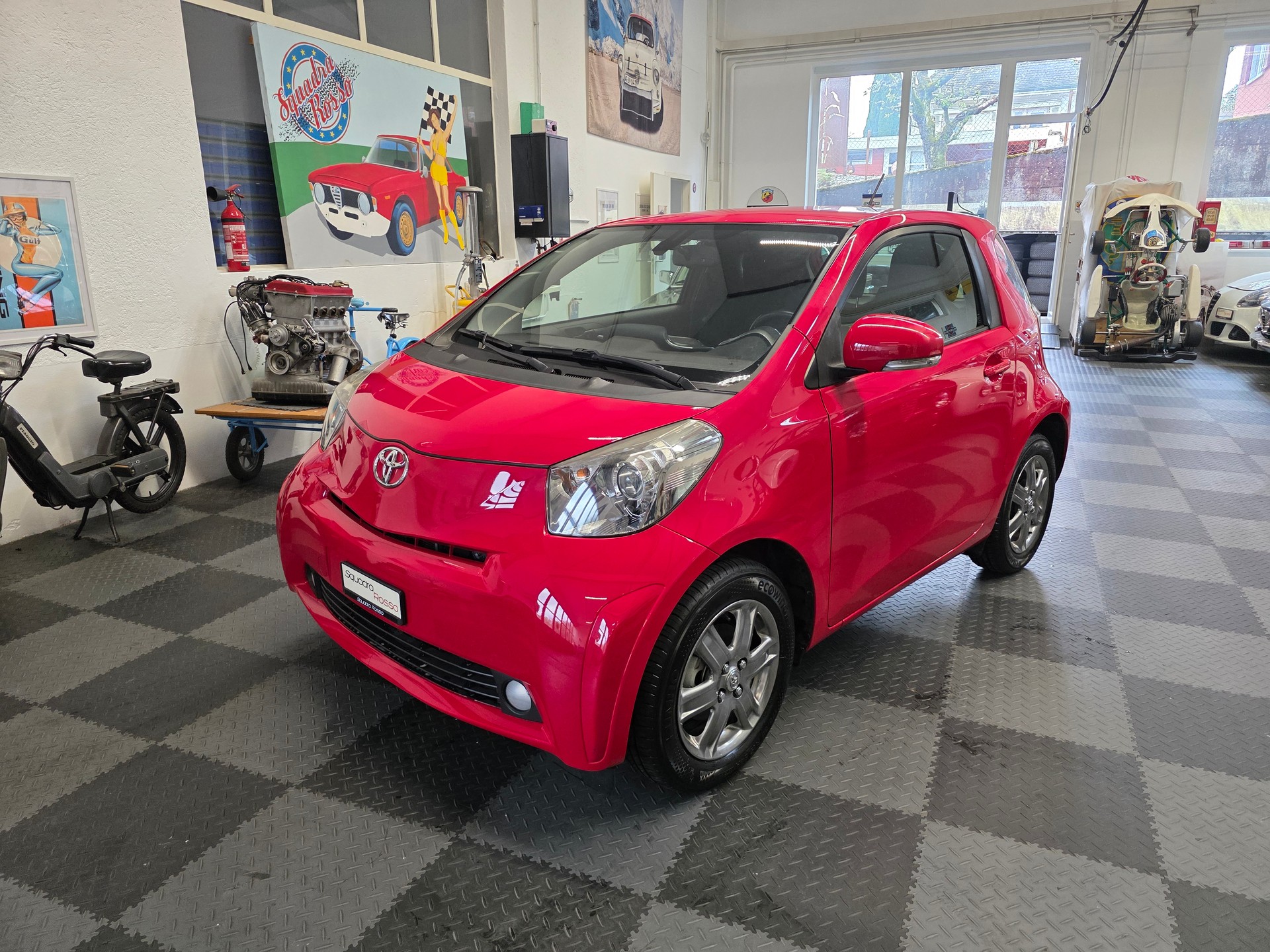 TOYOTA iQ 1.0 VVT-i Linea Terra-image-3