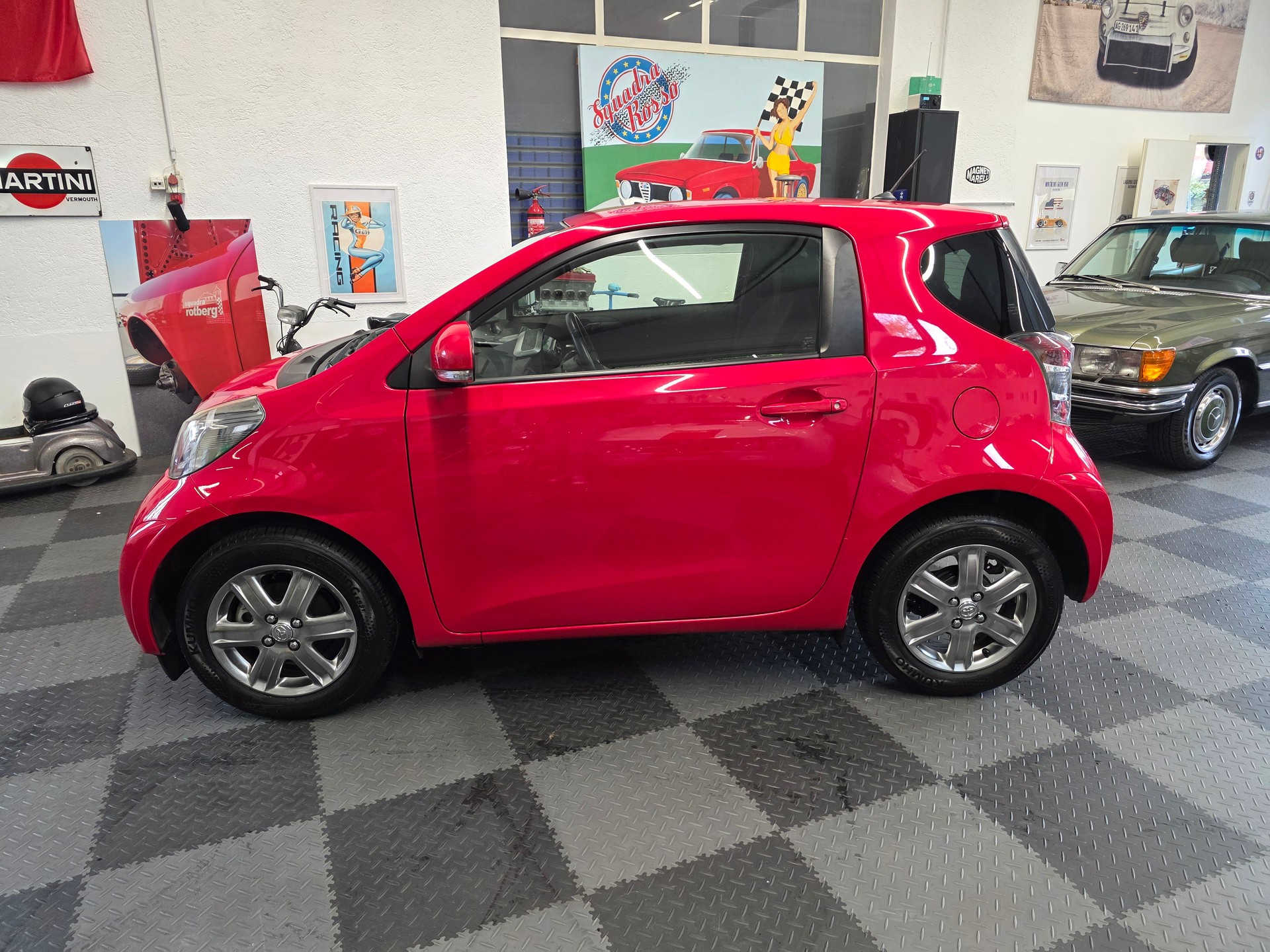 TOYOTA iQ 1.0 VVT-i Linea Terra-image-4