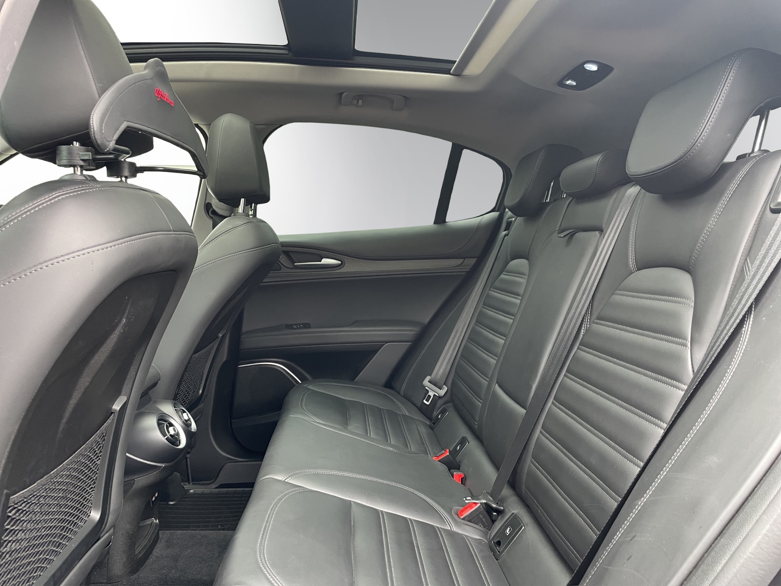 ALFA ROMEO Stelvio 2.2 JTDM Executive Q4 Automatic-image-11