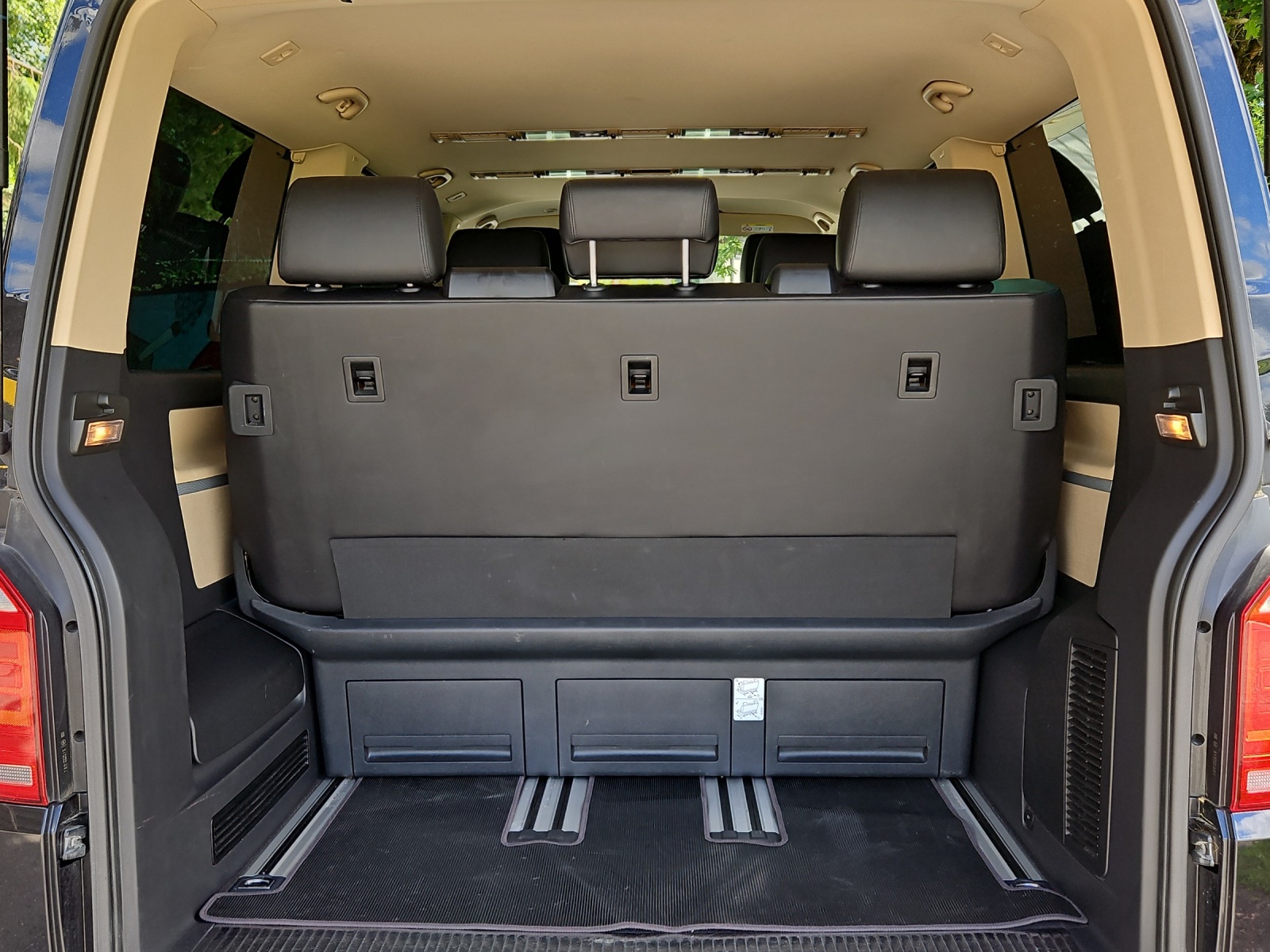 VW T6 Multivan 2.0 TDI 204 Highline DSG 4m-image-9